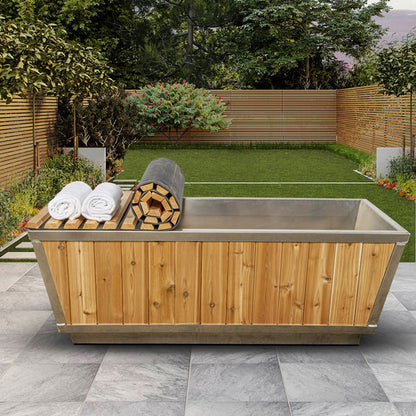 The Glacier Plunge Tub